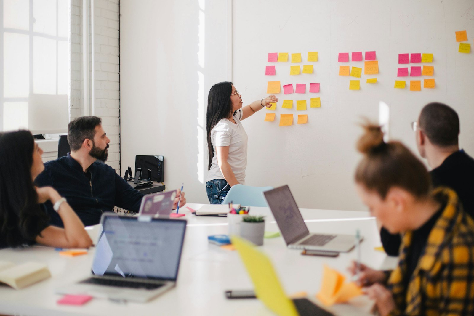 The role of customer loyalty programs in email marketing