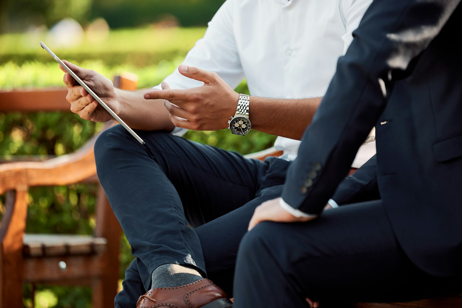 How to use customer reviews to generate leads